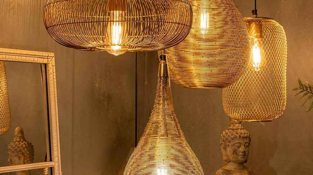 The Art of Home Lighting: How to Create the Perfect Ambience in Every Room - Angela Reed