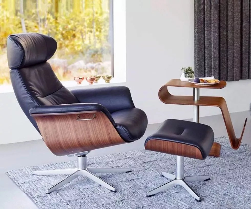 Conform Timeout Table Black / Oak,Black / Black,Black / Walnut,Aluminium / Oak,Aluminium / Black,Aluminium / Walnut