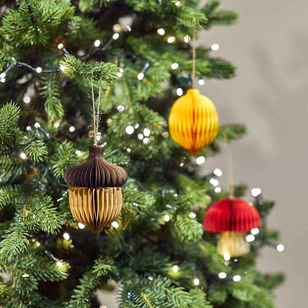 Acorn Honeycomb Paper Decoration