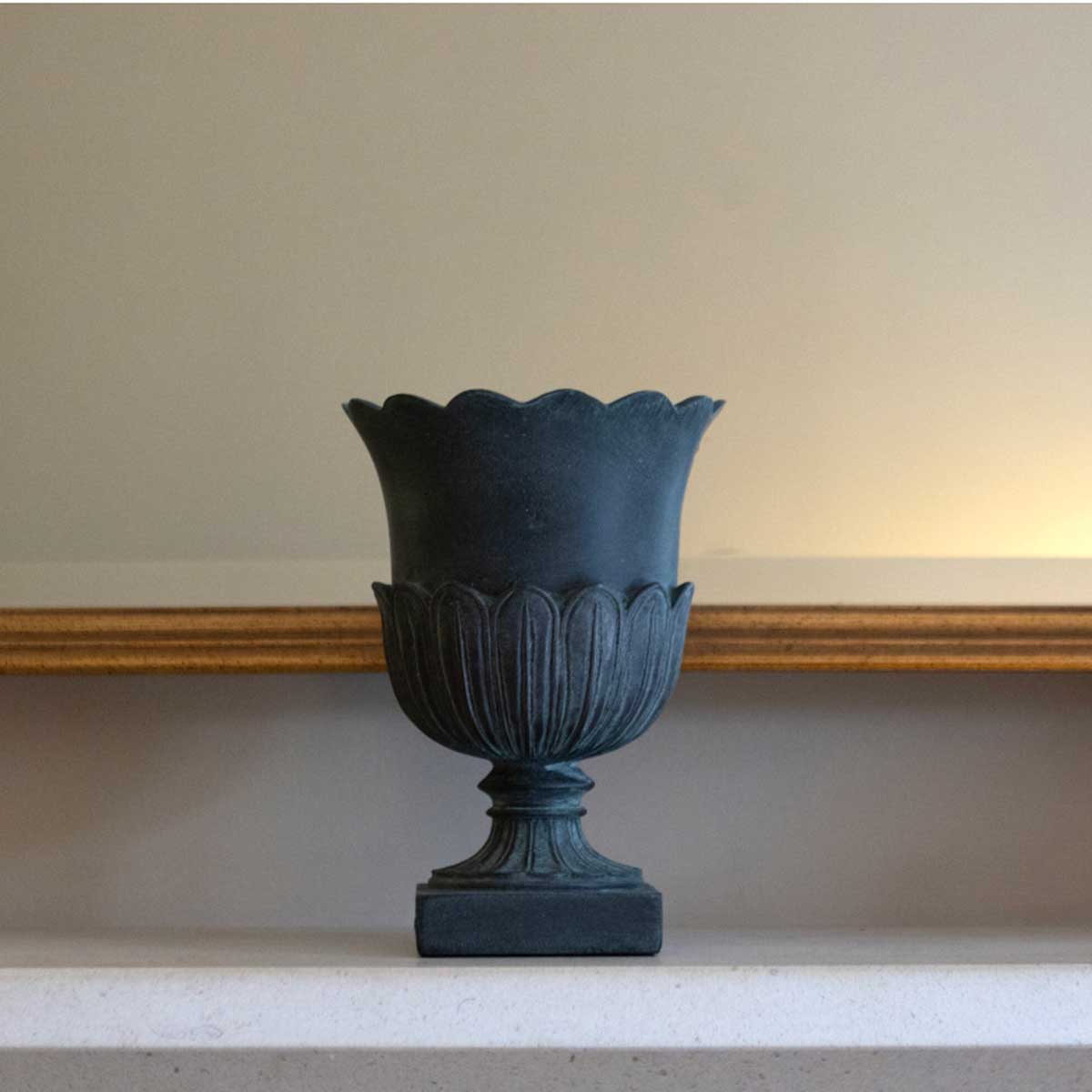 Campana Urn, Small