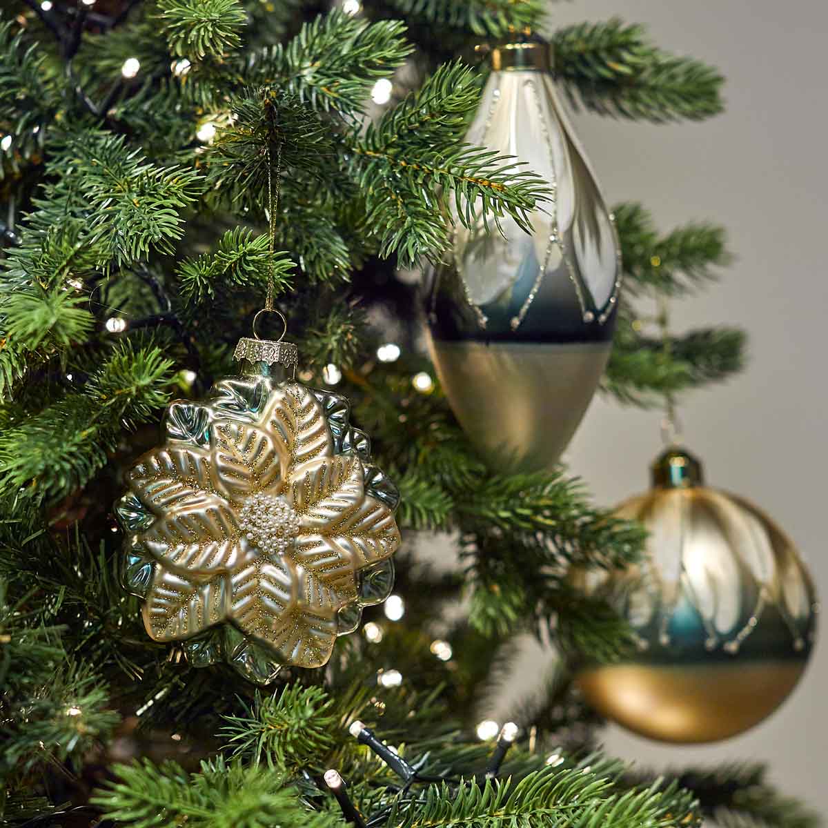 Champagne Sage Flower