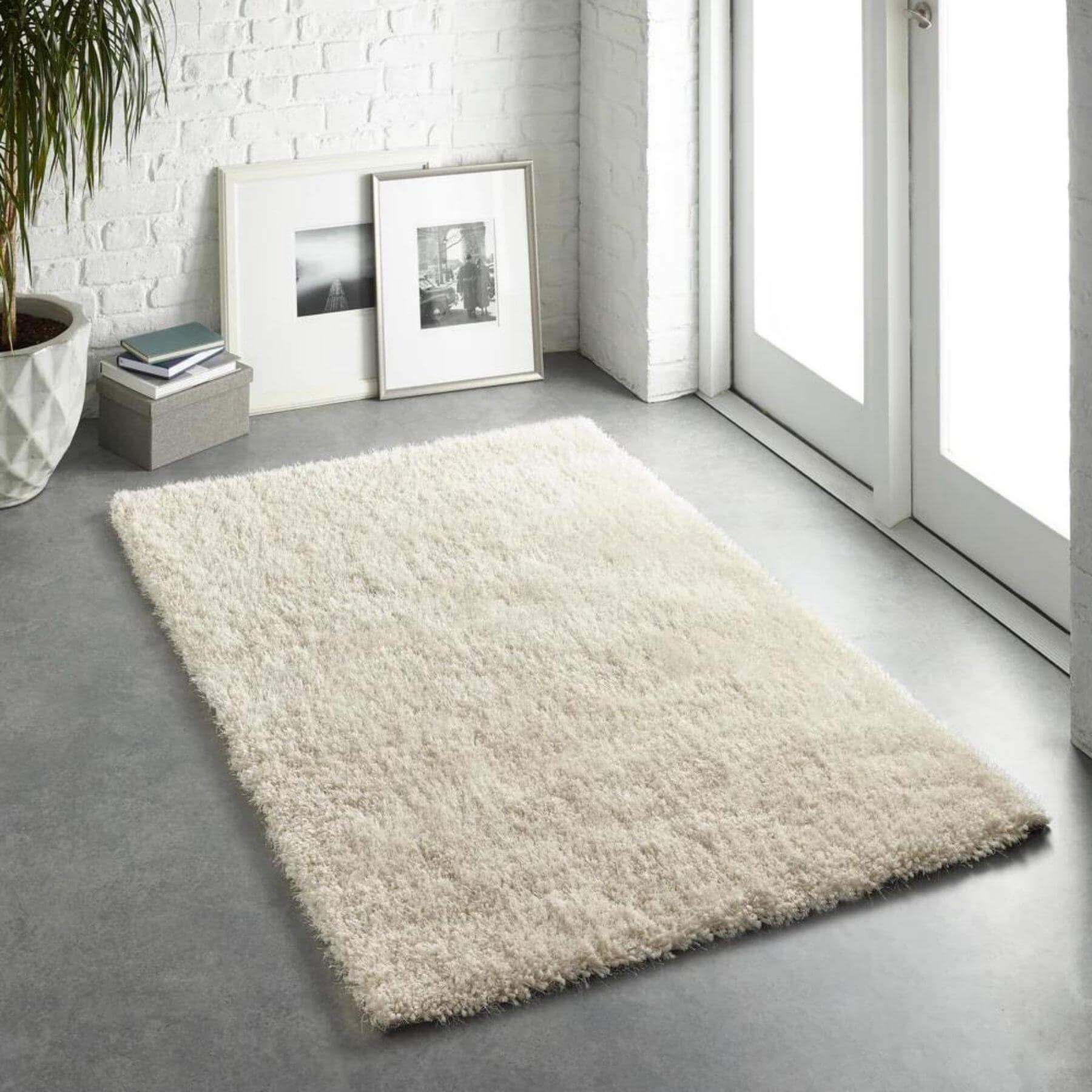 Chicago Shaggy Rug, Cream 110 x 160cm,133cm Circle,140 x 200cm,160 x 230cm,200 x 290cm,67 x 200cm,90 x 150cm
