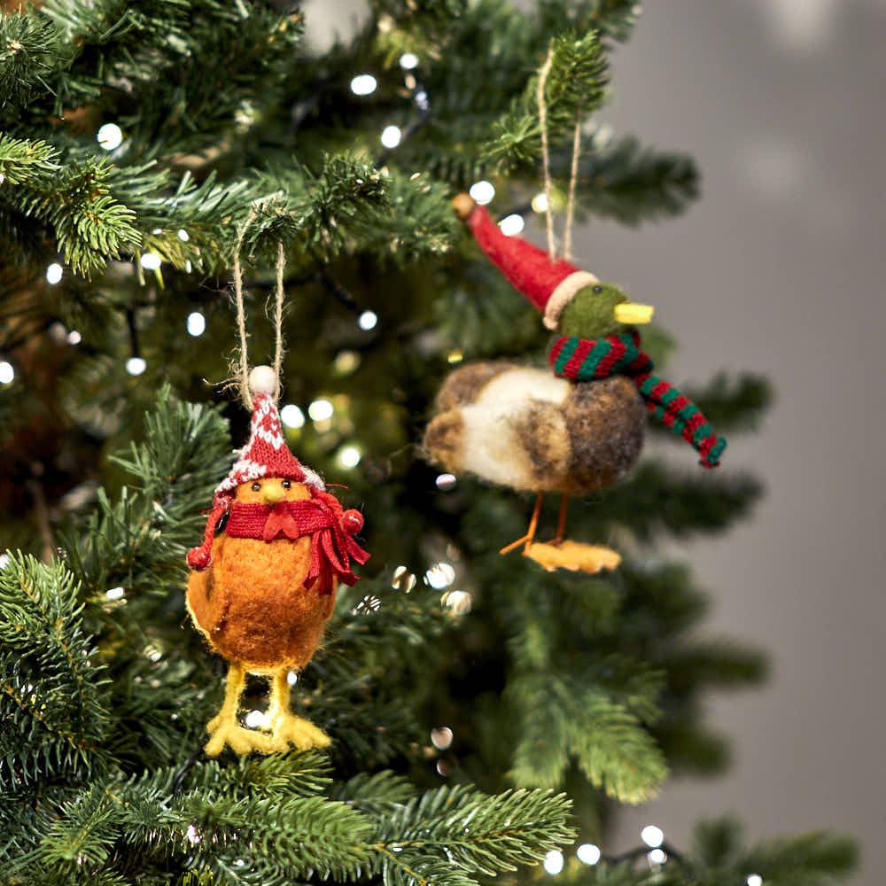 Chicken with Wooly Hat Felt Hanging Decoration