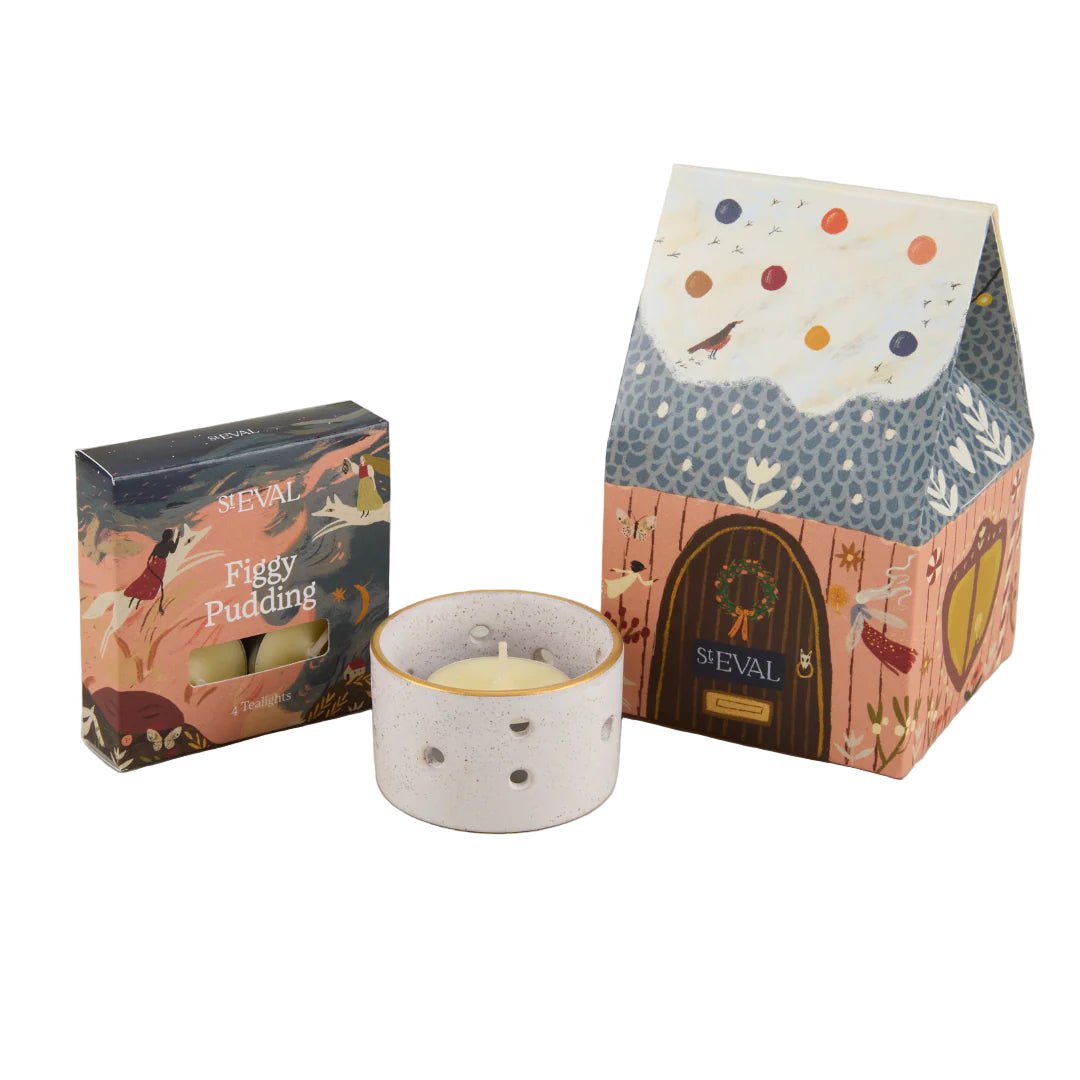 Figgy Pudding Christmas Cottage - Angela Reed - Christmas Decorations