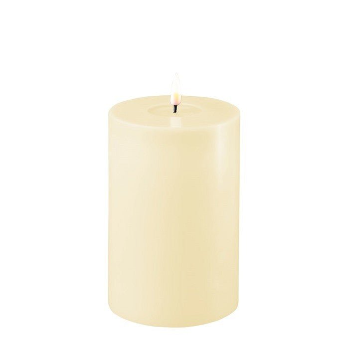 Flameless LED Cream Candle 7.5 x 10cm (3 x 4"),7.5 x 12cm (3 x 5"),7.5 x 15cm (3 x 6"),10 x 15cm (4 x 6"),Tealights (pack of 2)