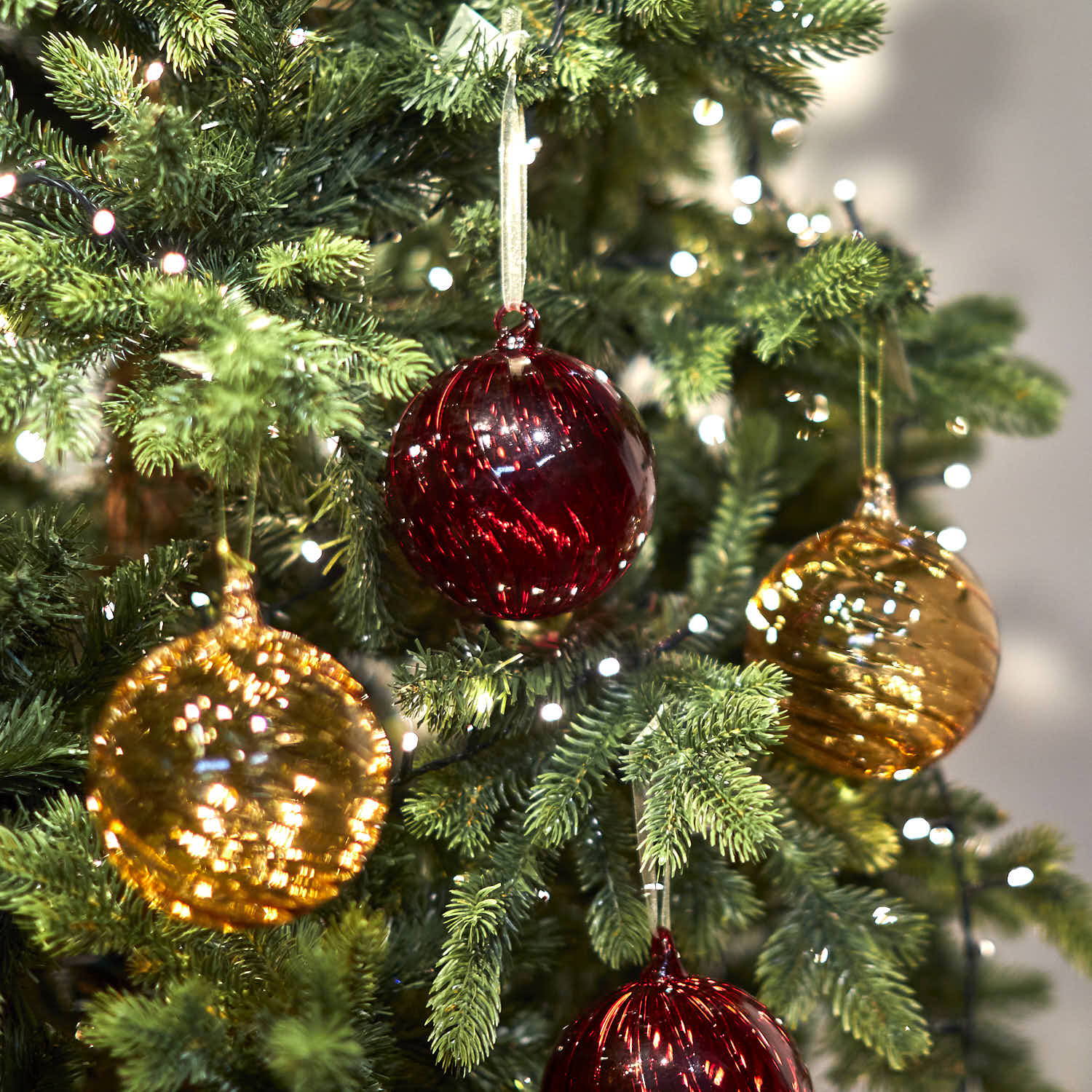 Glass Red Bauble, Large