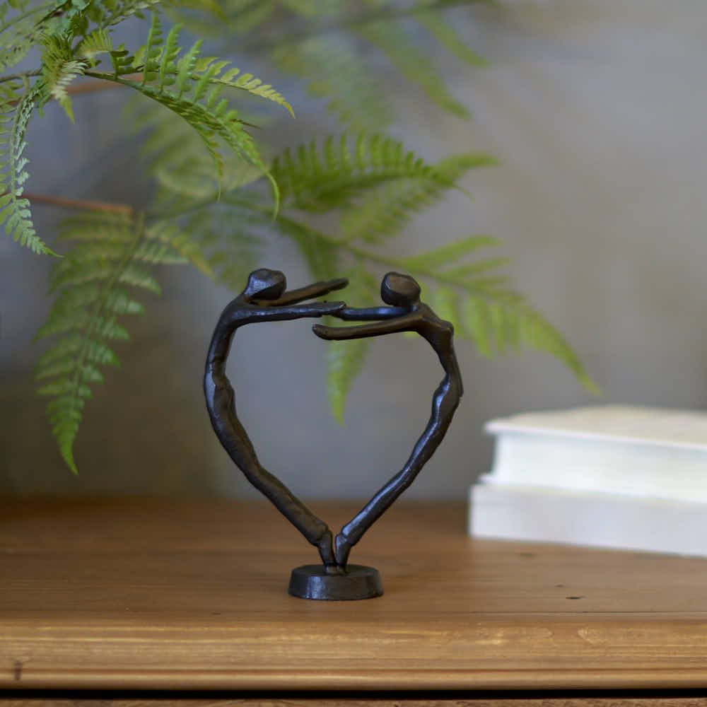 Heart Couple Sculpture