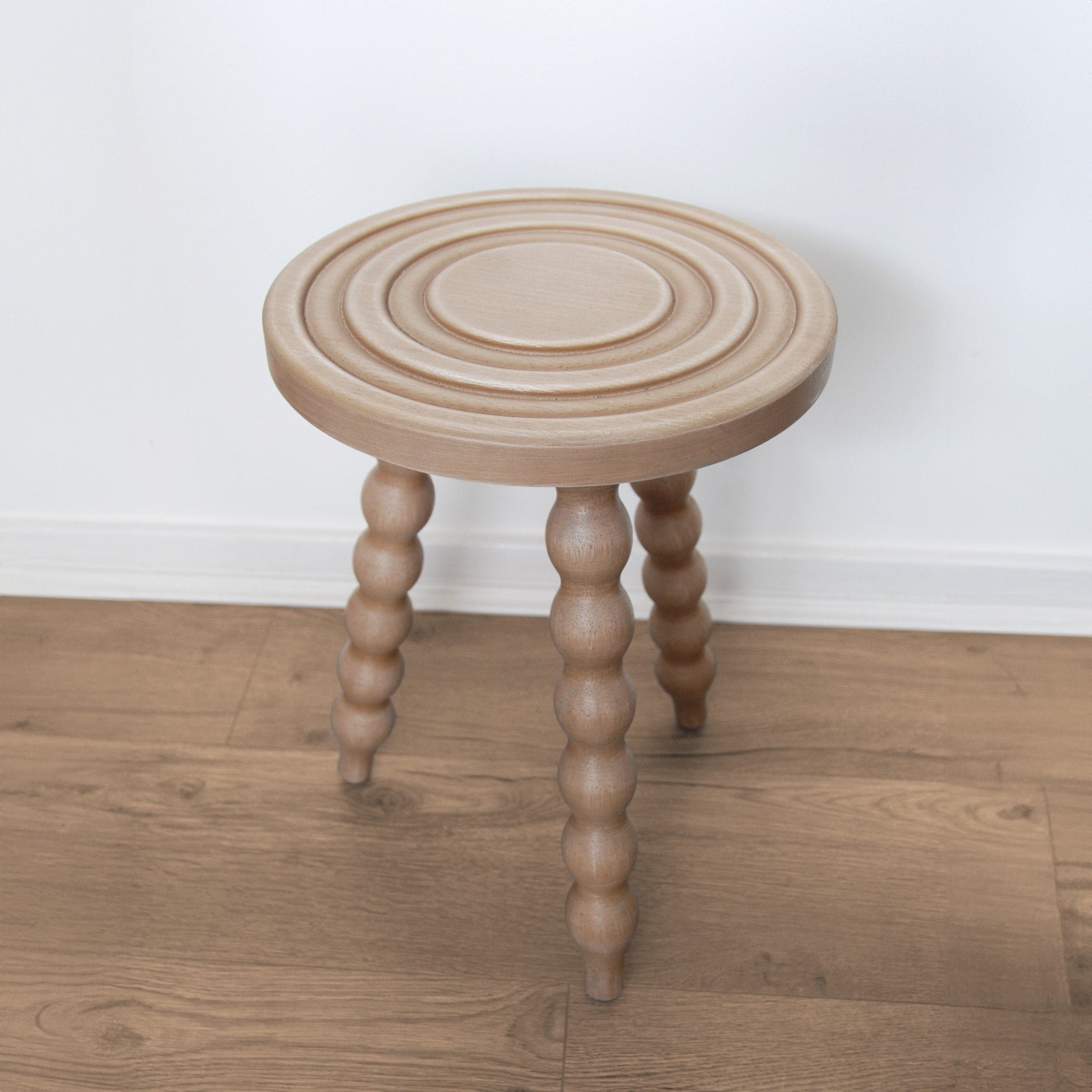 Leo Bobbin Stool, Natural