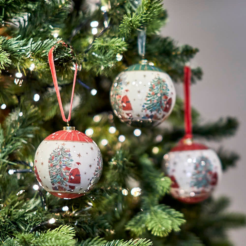 Nostalgia Bauble, Red and Green - Angela Reed - Christmas Decorations