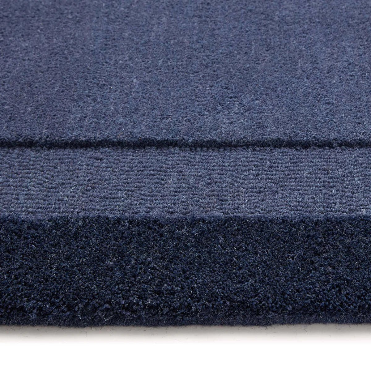 Origins Stacked Border, Evening Blue 120 x 170cm,160 x 230cm,200 x 290cm