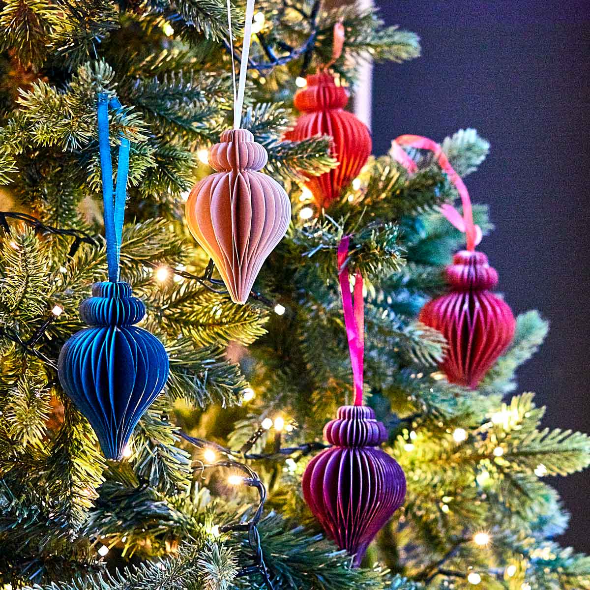 Paper Teardrop Decoration, Purple, 10cm