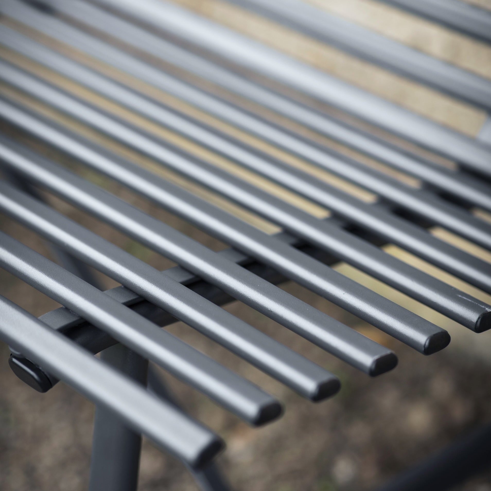 Richmond Bench Carbon,Thistle Green,Clay