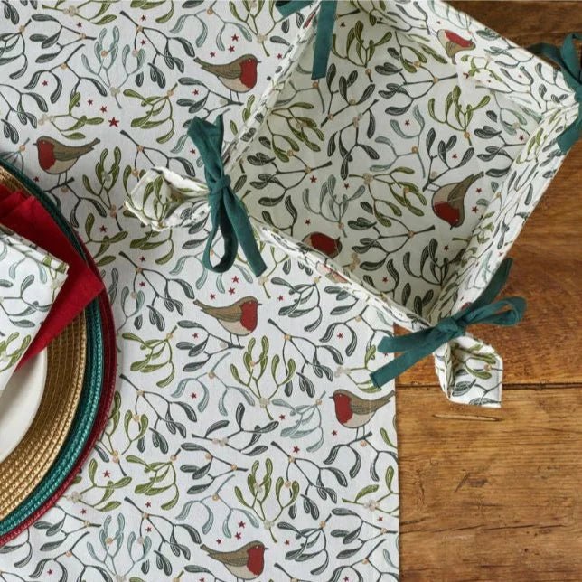 Robin and Mistletoe Bread Basket