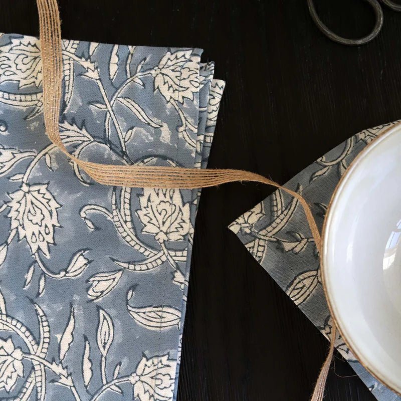 Set of 4 Blue Floral Napkins