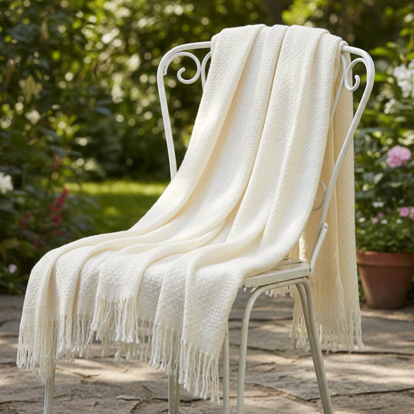 Soft Weave Throw Cream
