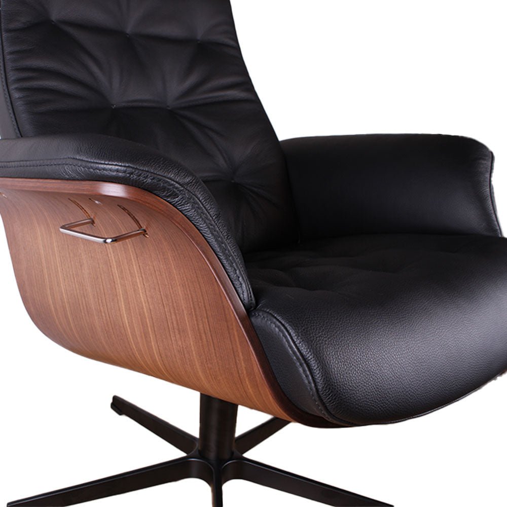 Timeout Button Stitch Reclining Chair in Leather Fantasy Cement / Oak Stained Oak / Aluminium,Fantasy Cement / Oak Stained Oak / Black,Fantasy Cement / Black Stained Oak / Aluminium,Fantasy Cement / Black Stained Oak / Black,Fantasy Cement / Walnut Stained Oak / Aluminium,Fantasy Cement / Walnut Stained Oak / Black,Fantasy Cement / Untreated Oak / Aluminium,Fantasy Cement / Untreated Oak / Black,Fantasy Congnac / Oak Stained Oak / Aluminium,Fantasy Congnac / Oak Stained Oak / Black,Fantasy Congnac / Black S