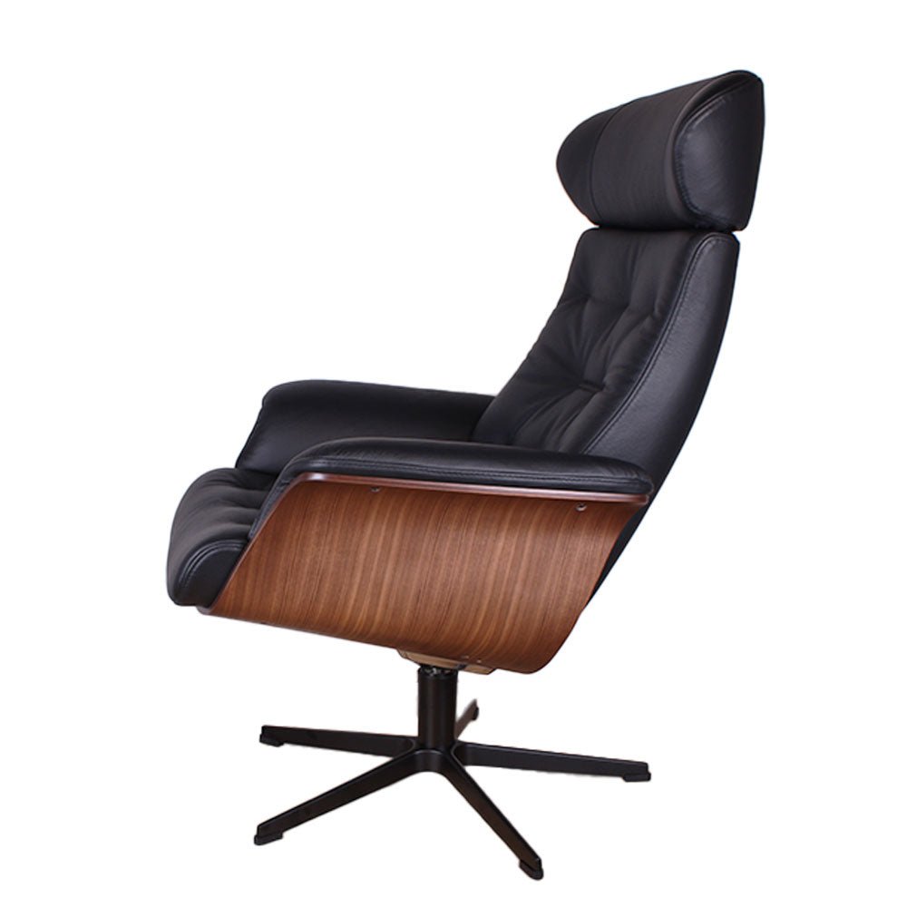 Timeout Button Stitch Reclining Chair in Leather Fantasy Cement / Oak Stained Oak / Aluminium,Fantasy Cement / Oak Stained Oak / Black,Fantasy Cement / Black Stained Oak / Aluminium,Fantasy Cement / Black Stained Oak / Black,Fantasy Cement / Walnut Stained Oak / Aluminium,Fantasy Cement / Walnut Stained Oak / Black,Fantasy Cement / Untreated Oak / Aluminium,Fantasy Cement / Untreated Oak / Black,Fantasy Congnac / Oak Stained Oak / Aluminium,Fantasy Congnac / Oak Stained Oak / Black,Fantasy Congnac / Black S