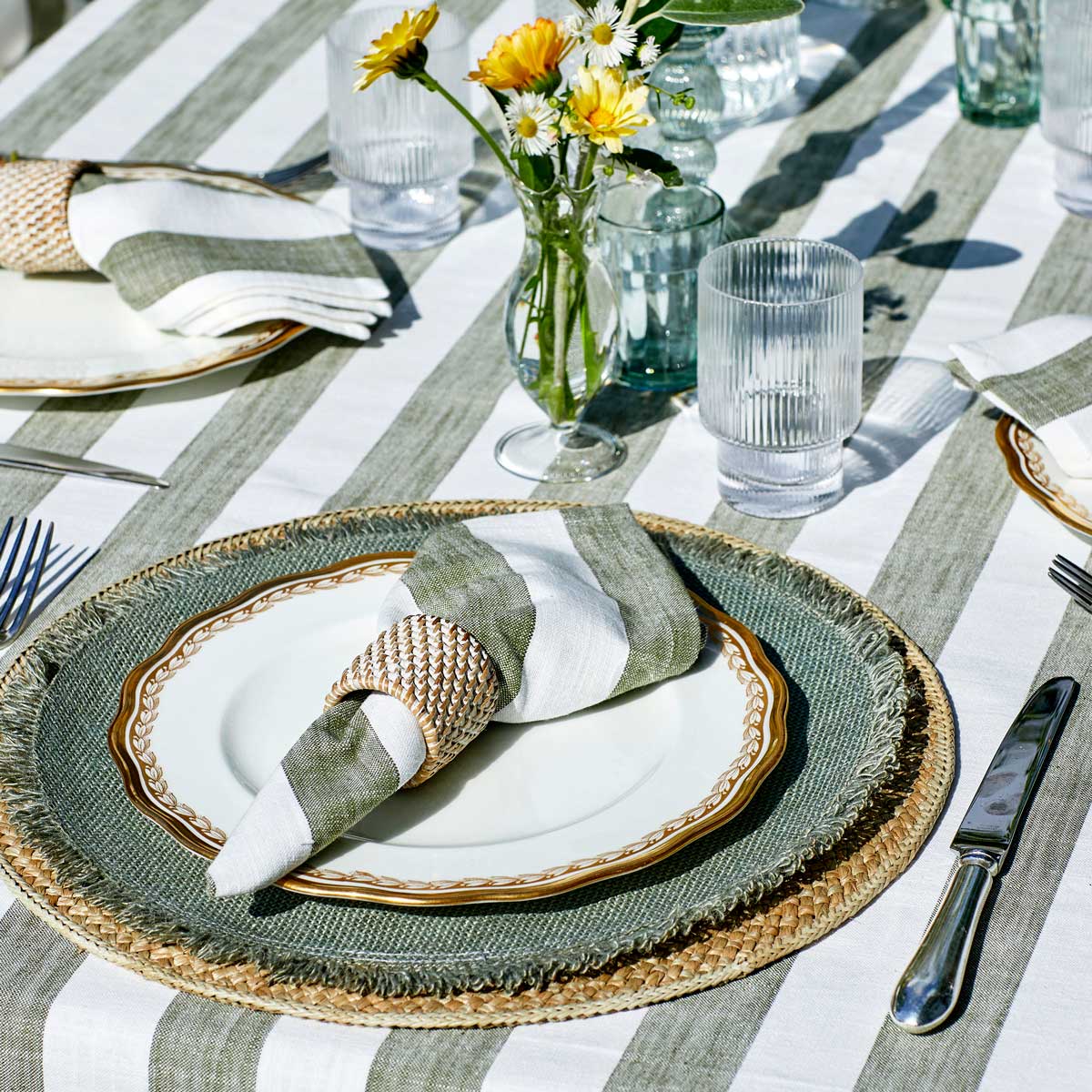 Wide stripe Tablecloth, 150 x 240 cm, Olive