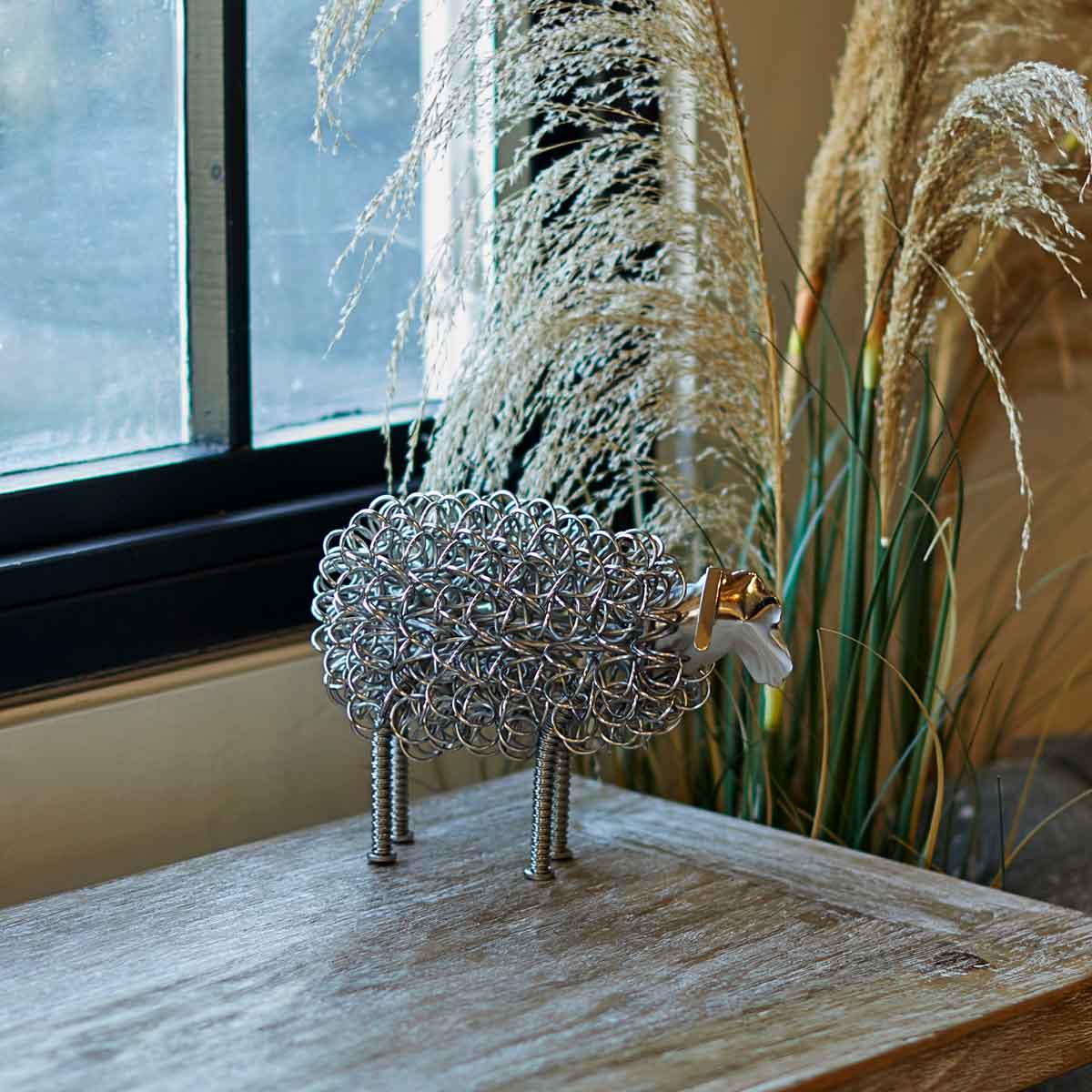 Wiggle Sheep, Nickel