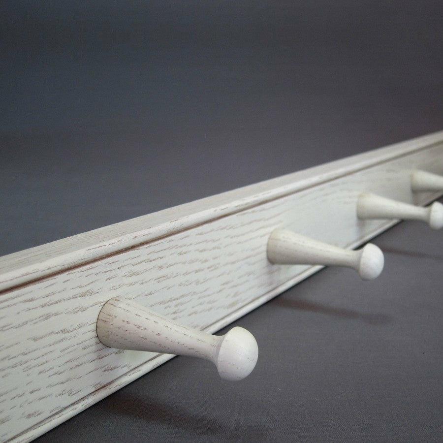 6 Hook Pegrail, White