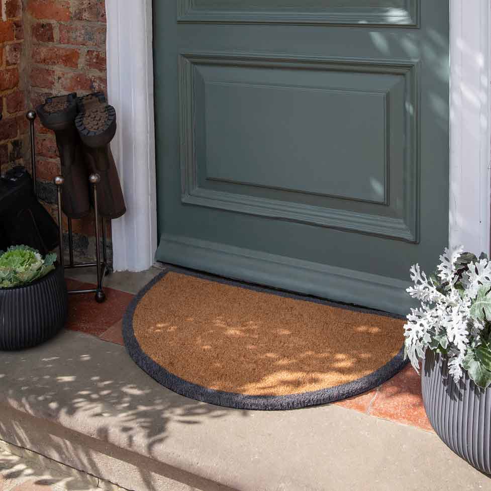 Half Moon Star Coir Door Grey Border