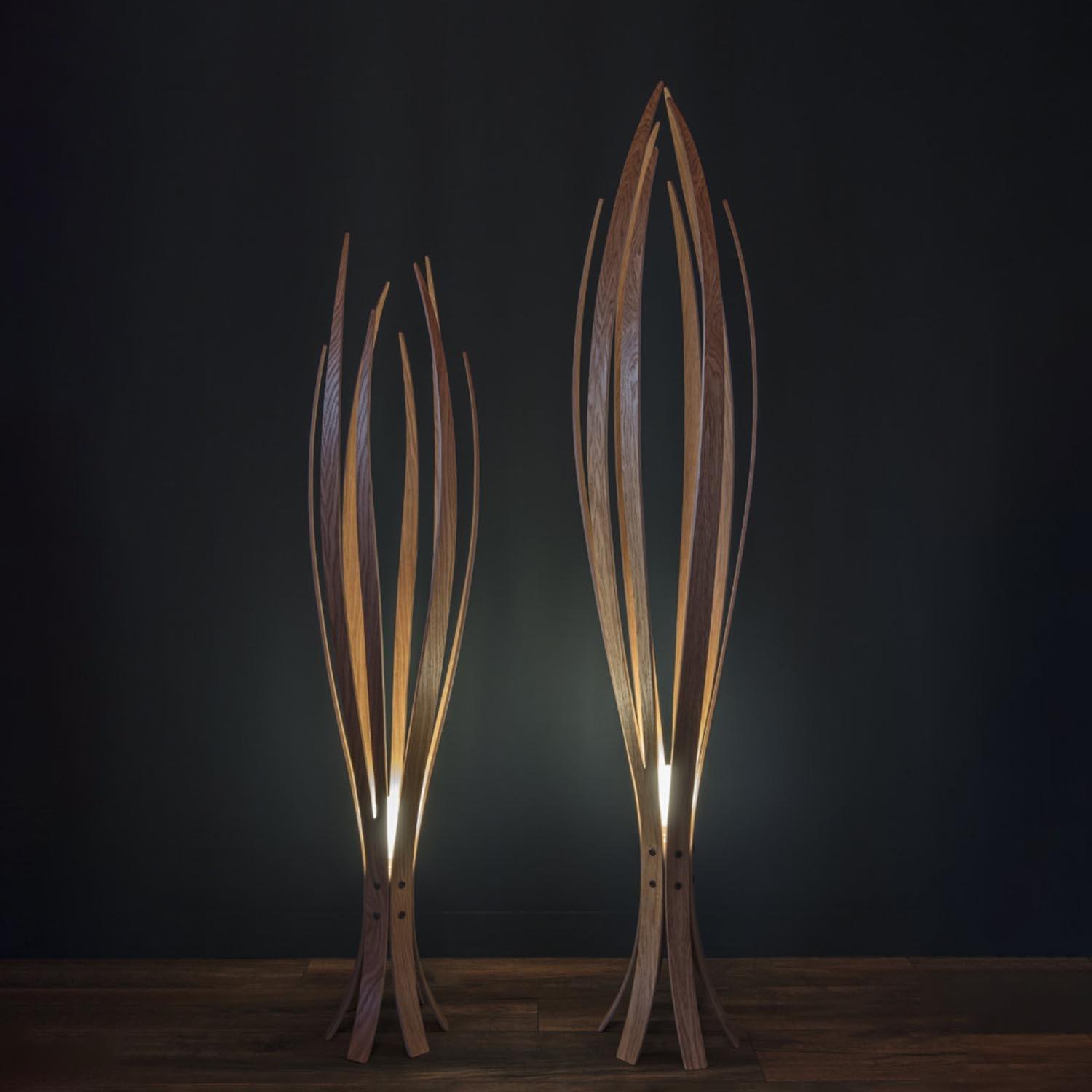 Iris Floor Light Large / Walnut,Large / Oak,Small / Walnut,Small / Oak