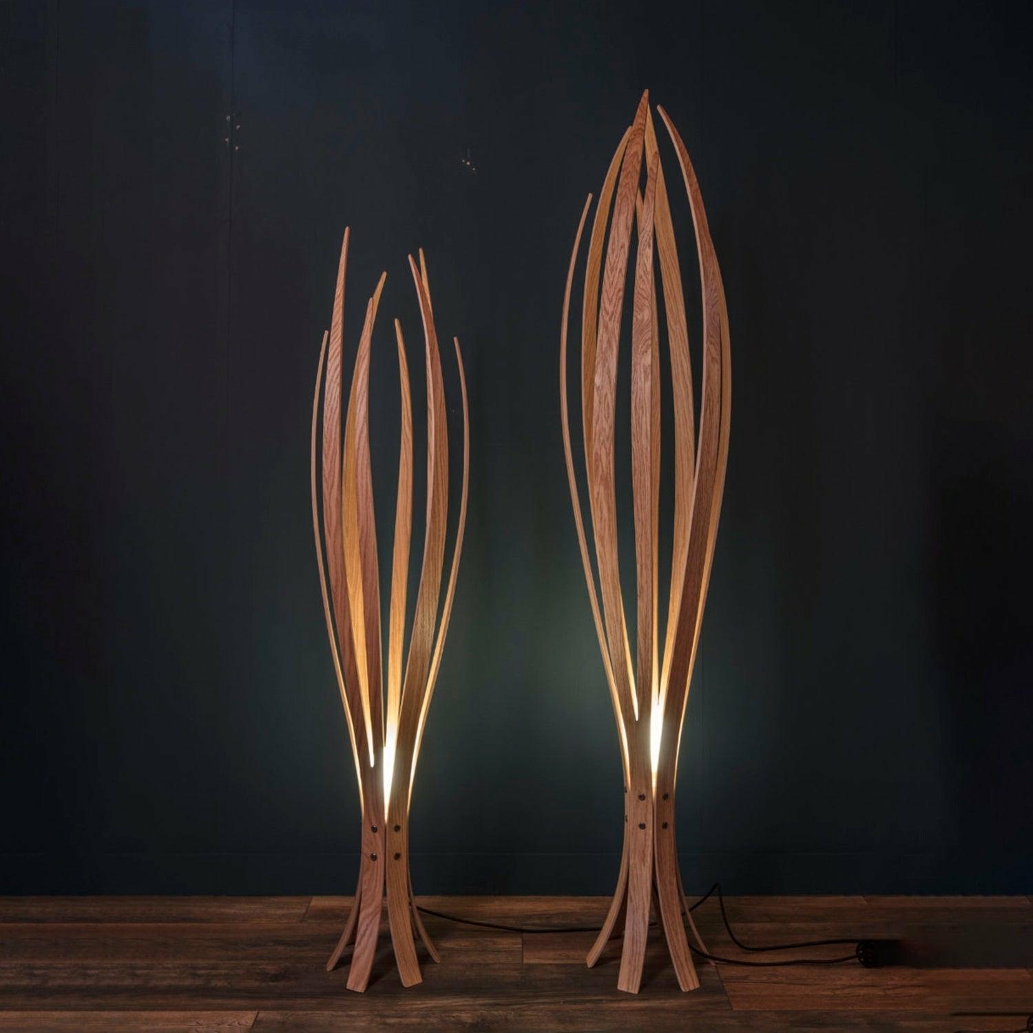 Iris Floor Light Large / Walnut,Large / Oak,Small / Walnut,Small / Oak