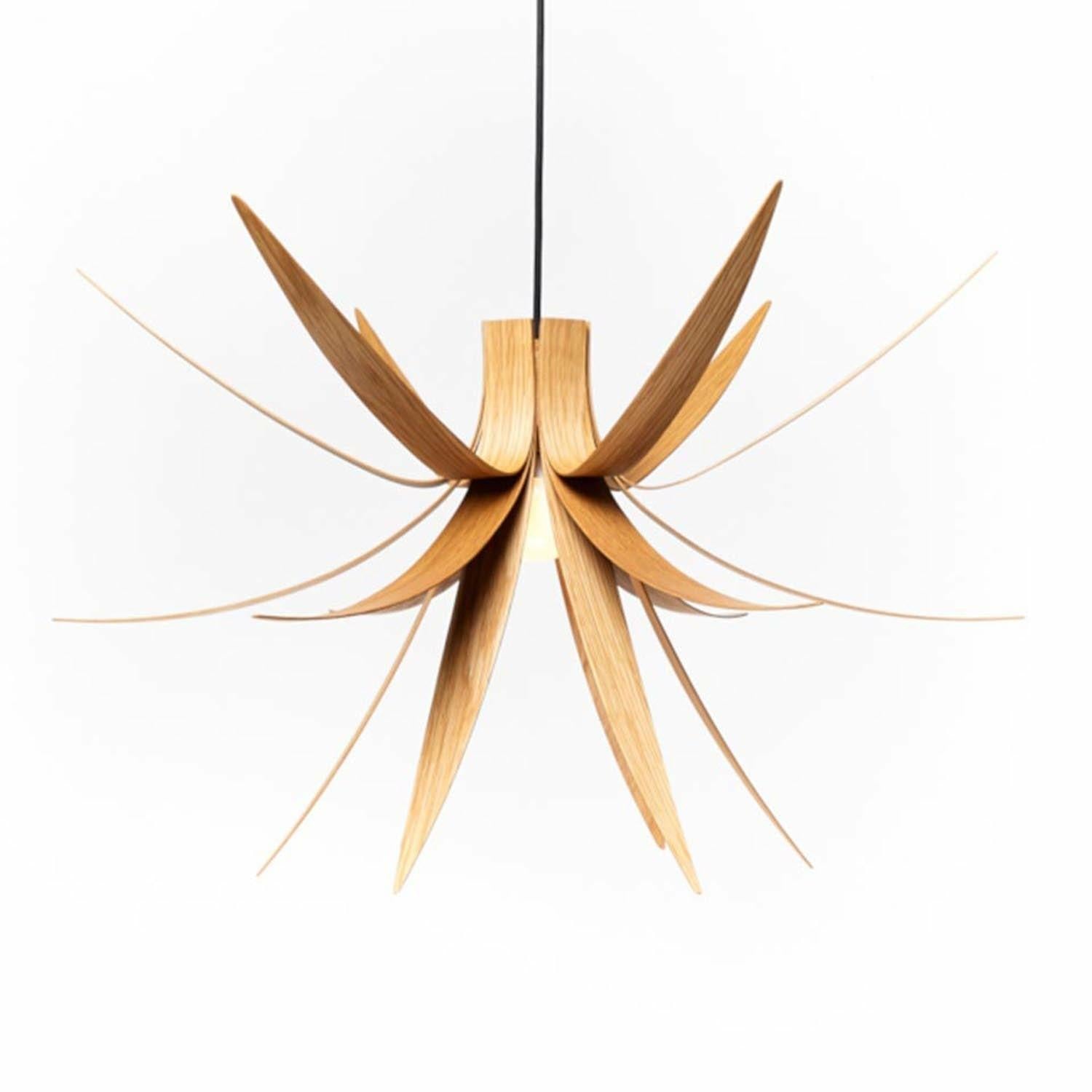 Iris Pendant Light Large / Oak,Large / Walnut,Small / Oak,Small / Walnut