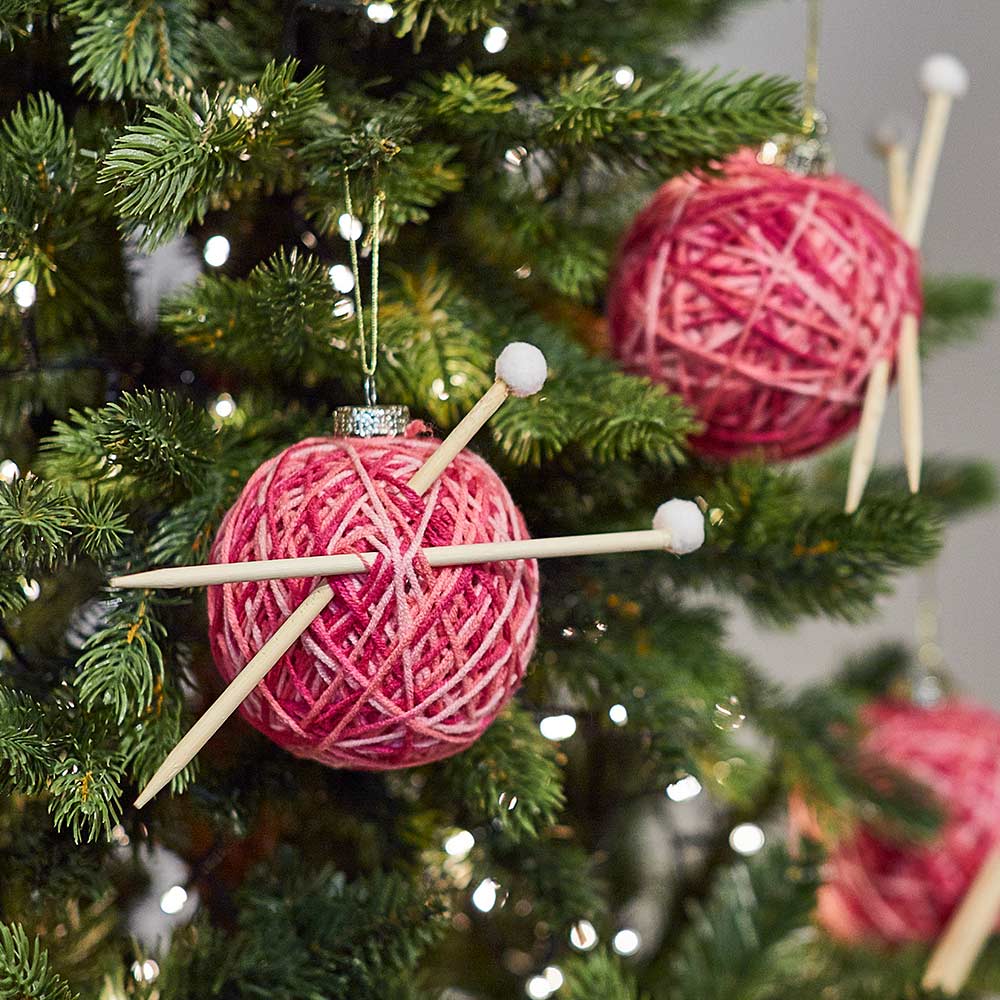 Knitting Ball Shaped Bauble