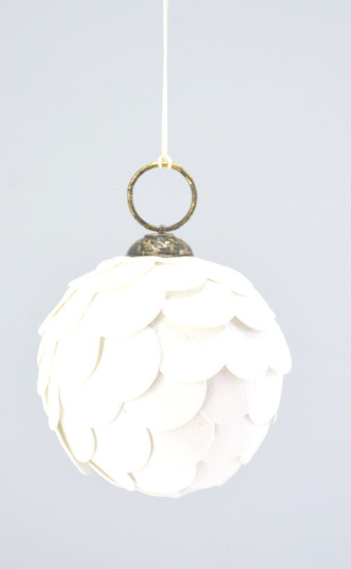 Paper Scallop Bauble, White, 5cm