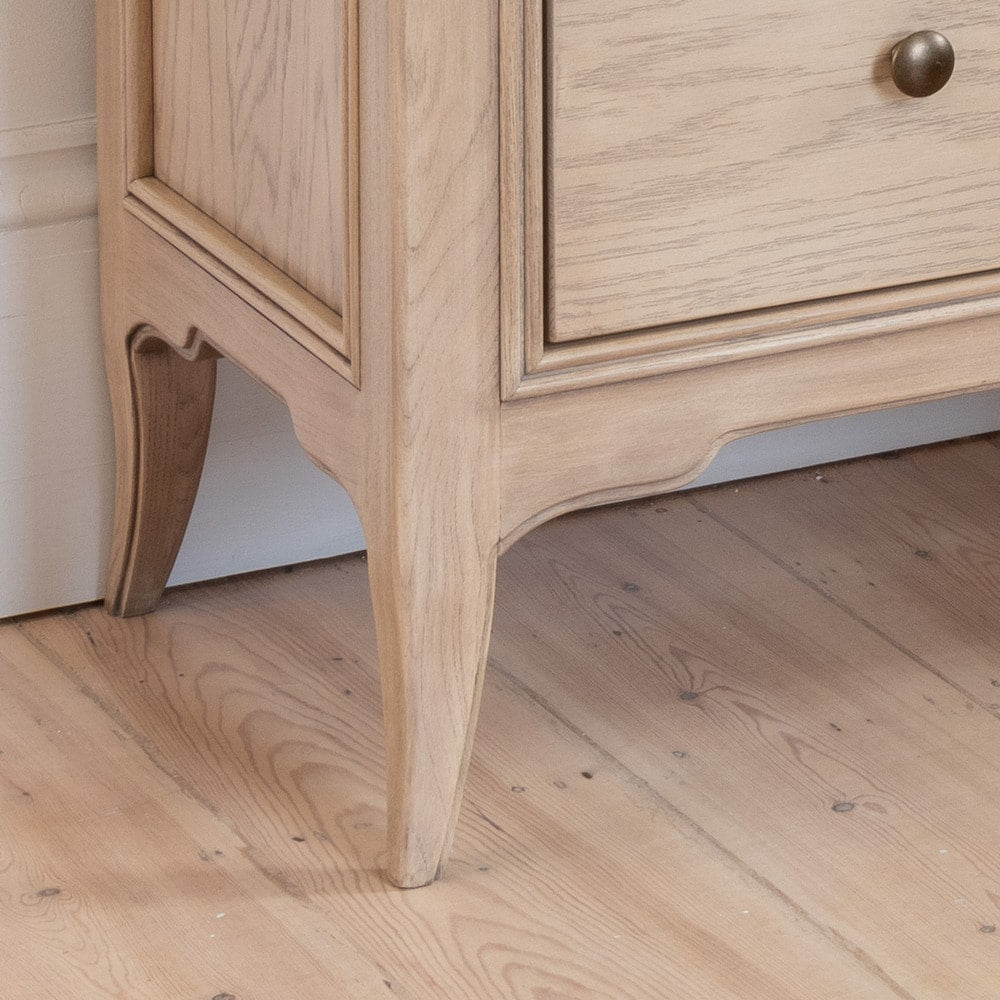 Paris 8 Drawer Merchant Chest