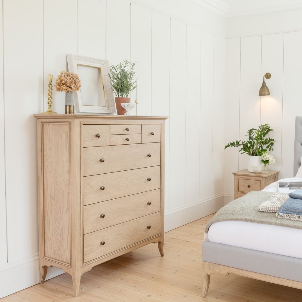 Paris 8 Drawer Merchant Chest