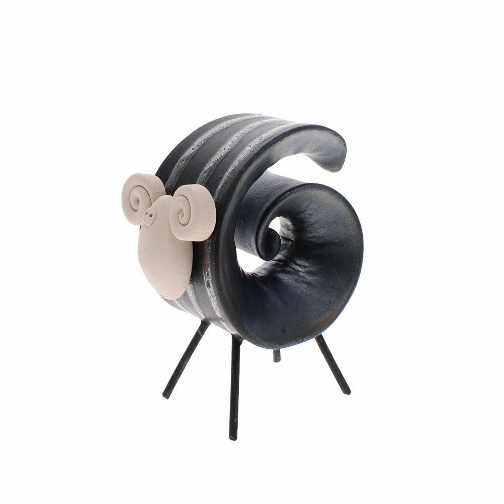 Scroll Ram Black, Large