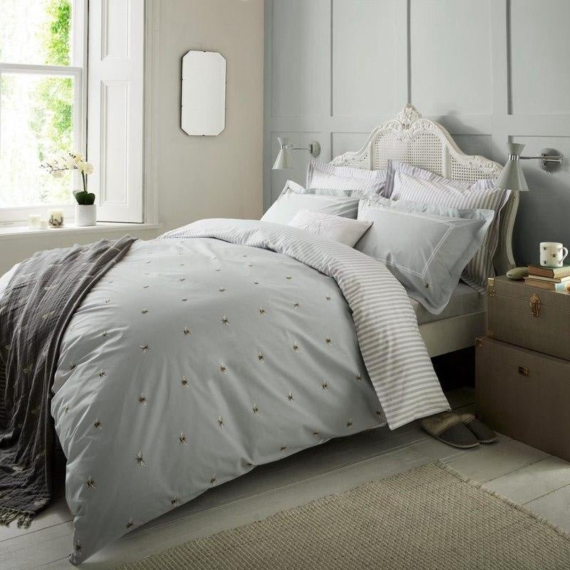 Sophie Allport Bees Bedding Set, Duck Egg Kingsize (150cm / 5'),Single (3' / 90cm),Super King (180cm / 6'),Double (4'6" / 135cm)
