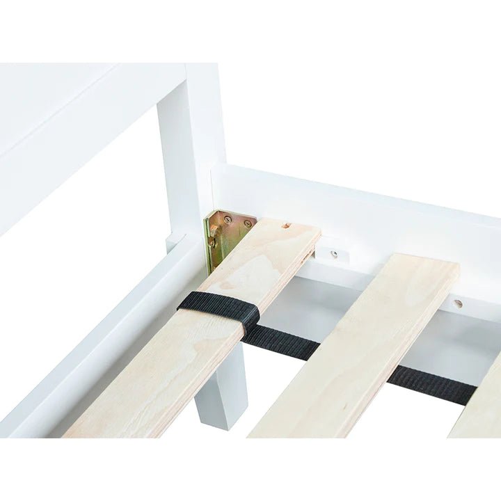 Thornham Bedstead, White Double (4'6" / 135cm),Kingsize (5' / 150cm)