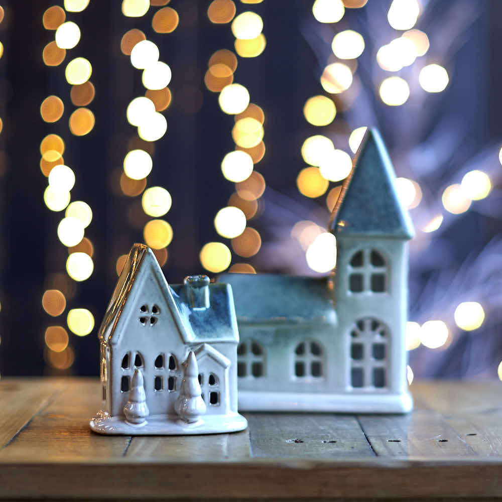 Alpine LED House - Angela Reed - Christmas Decorations