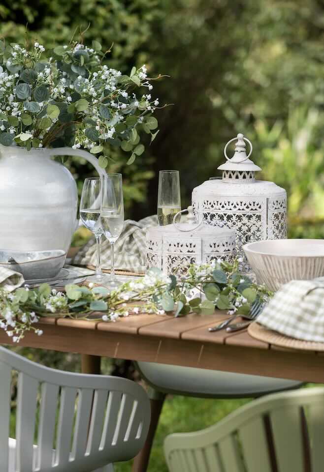 Spring Table Ideas and Inspiration