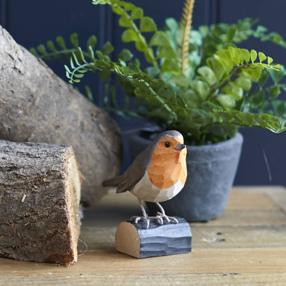 Carved Wooden Robin - Angela Reed - 