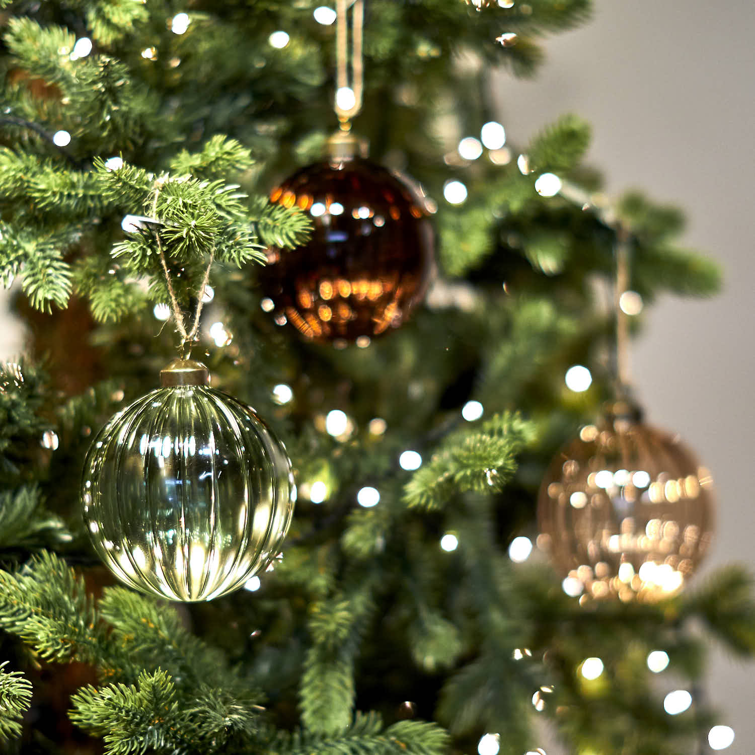 Green Glass Ribbed Bauble, Large