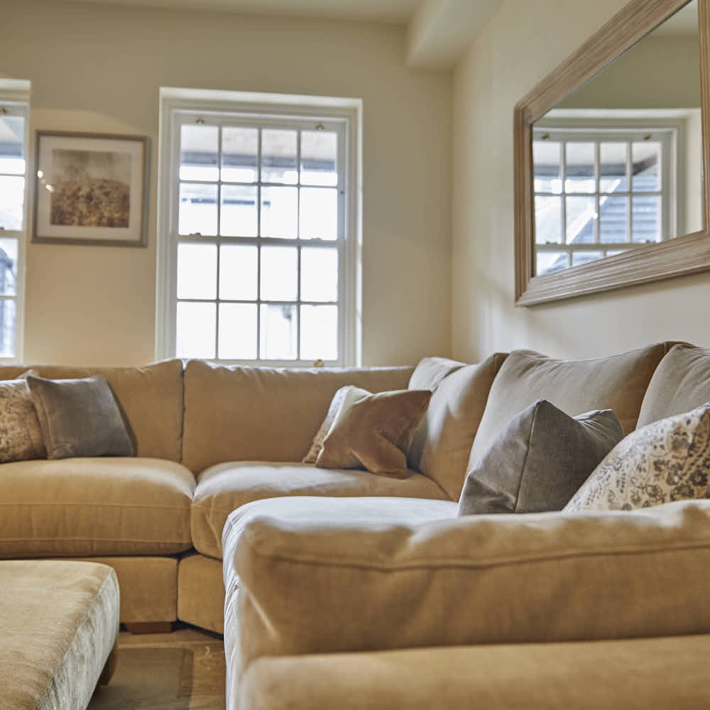 Henley Corner Sofa - Angela Reed - 