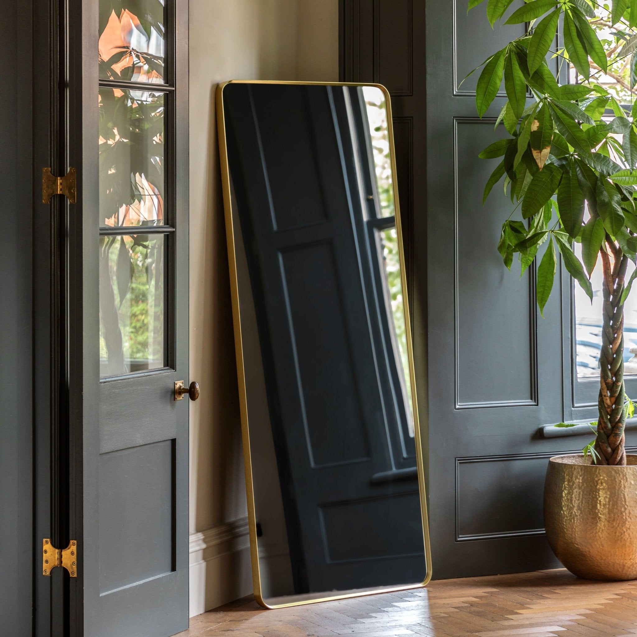 Holworth Large Leaner Mirror, Gold