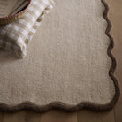 Origins Scalloped Elsie Rug, Natural/Brown 120 x 170cm,160 x 230cm,200 x 300cm