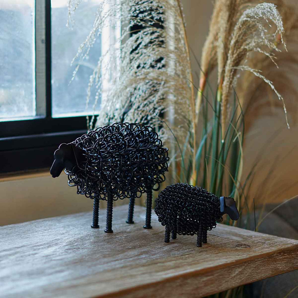 Wiggle Lamb, Black - Angela Reed - 