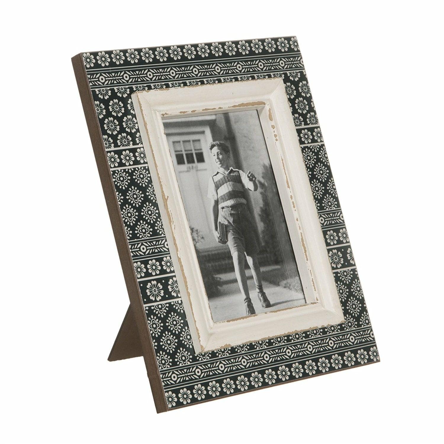 Geometric Patterned Photframe Black Geometric Tile Photo Frame – Angela Reed