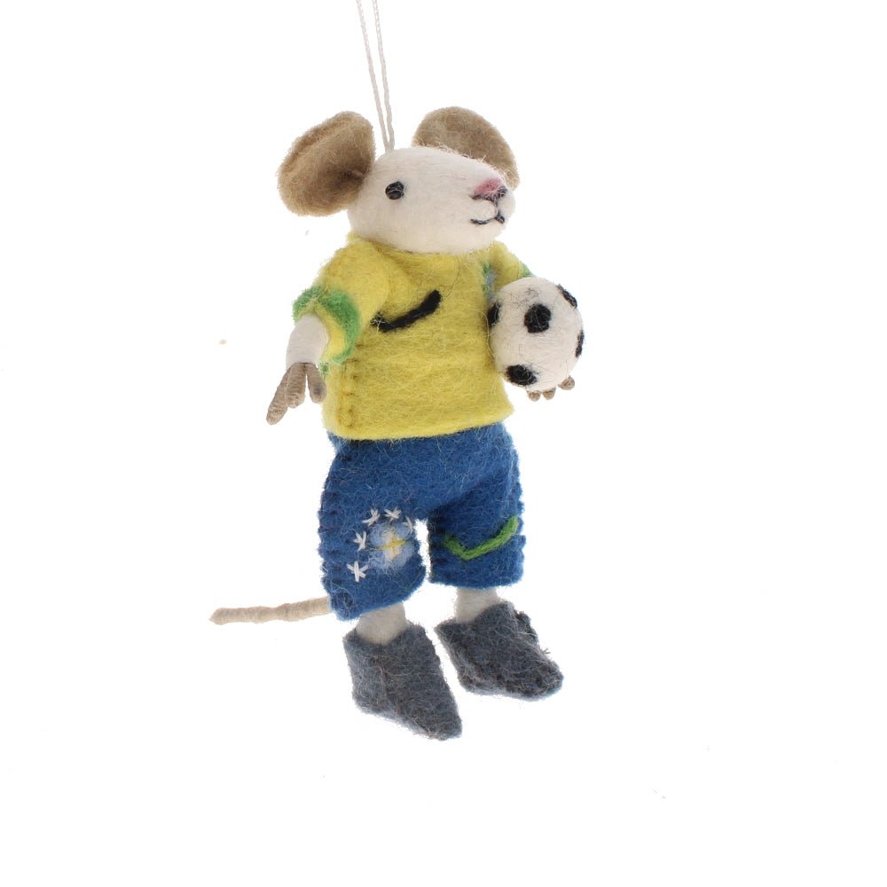 Brazilian Footballing Mouse - Angela Reed -