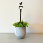 Robin on Fork Pot Stem