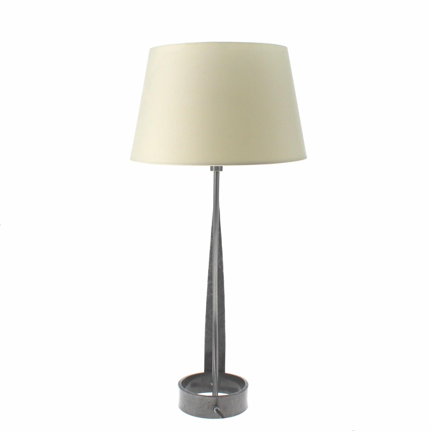 Small Jacobean Lamp with 12" Shade