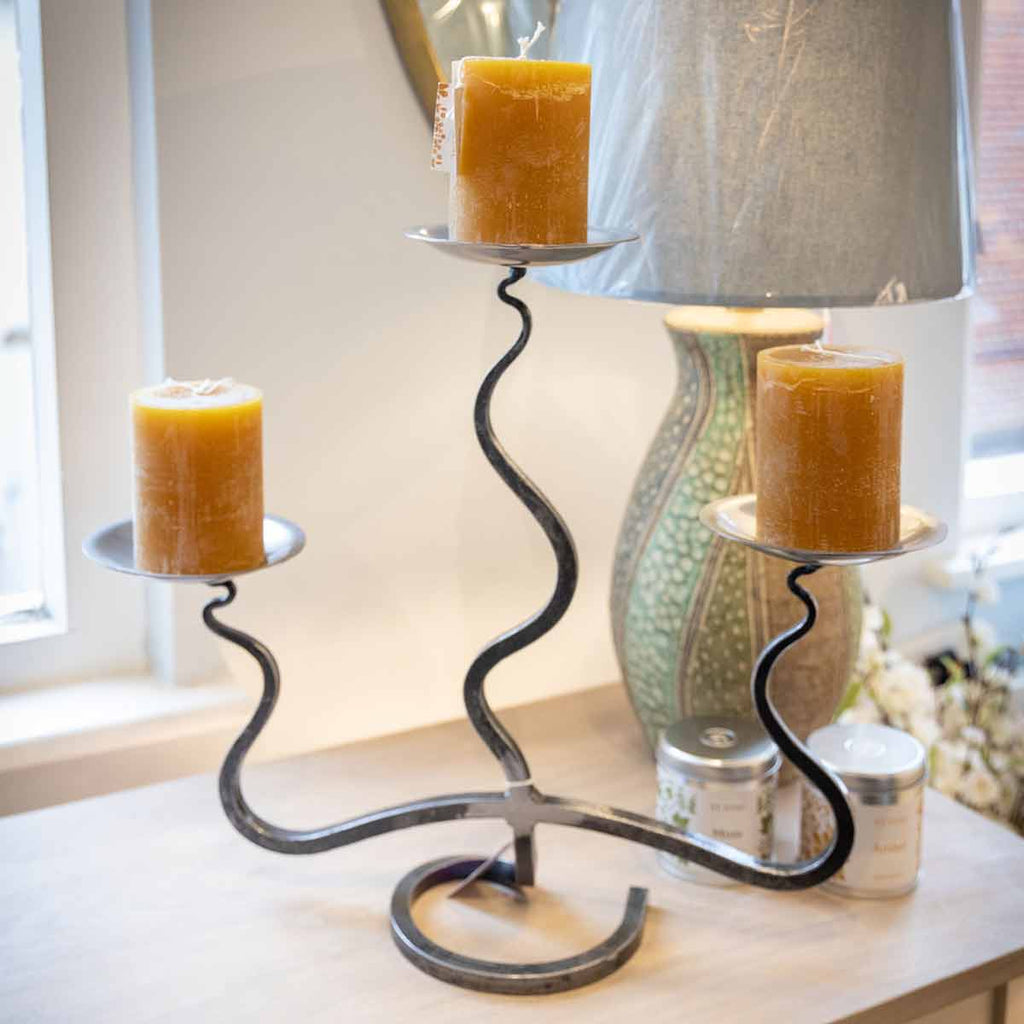 Triple Wavy Candlestick