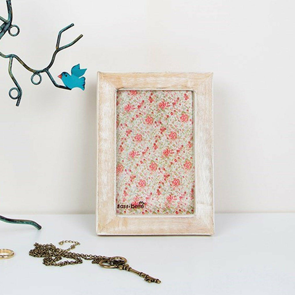 White Wood Photo Frame