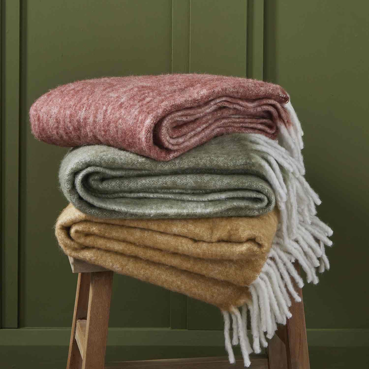 Wool Blend Lambs Tail Throw, Merlot